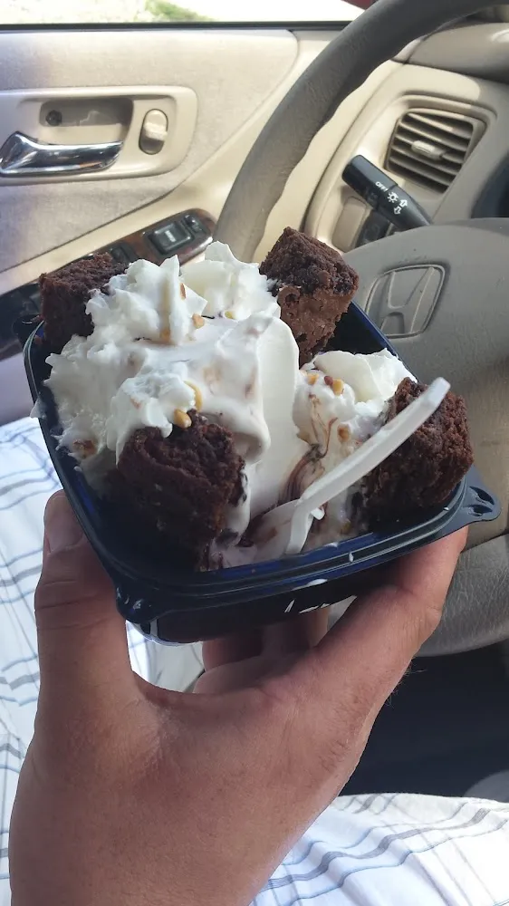 Brownie Sundae